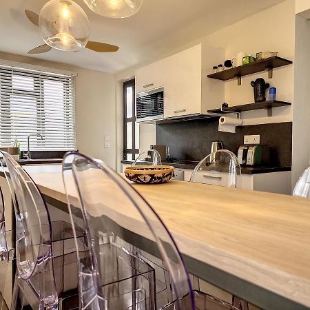 Sunkissed - Brand New Beach Apartment Located 50M From Beach Flic en Flac Ngoại thất bức ảnh