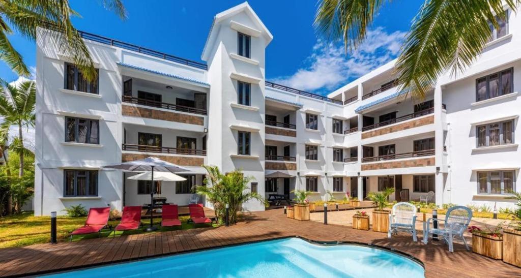 Sunkissed - Brand New Beach Apartment Located 50M From Beach Flic en Flac Ngoại thất bức ảnh